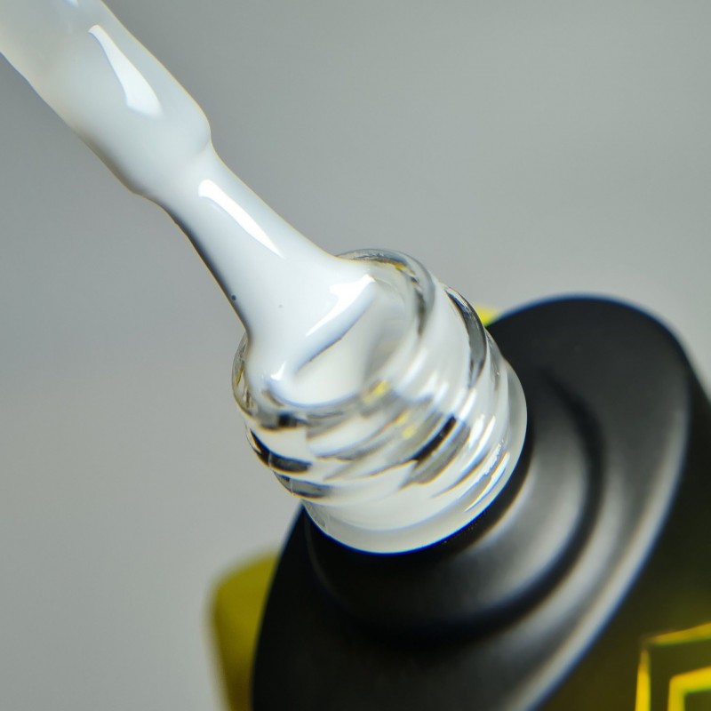 IZZY Premium Milky молочний гель-лак, 10ml