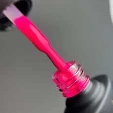 Неоновий люмінесцентний рожевий гель-лак для манікюру IZZY Lumi 01, 10мл