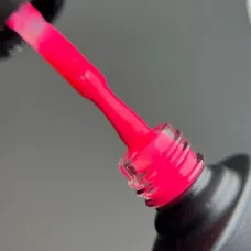 Неоновий люмінесцентний рожевий гель-лак для манікюру IZZY Lumi 02, 10 мл