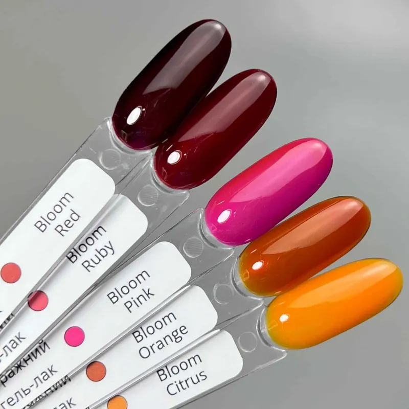 IZZY Bloom Red червоний вітражний гель-лак, 10ml