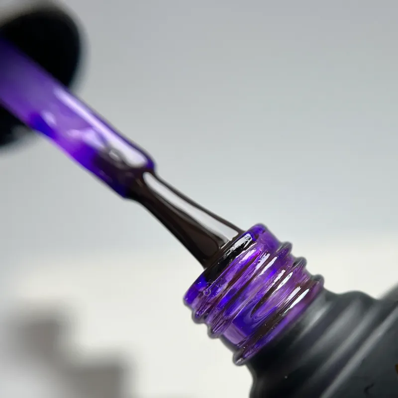 IZZY Bloom Violet фіолетовий вітражний гель-лак, 10ml